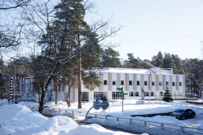 Mūzikas skolas ēka ziemā