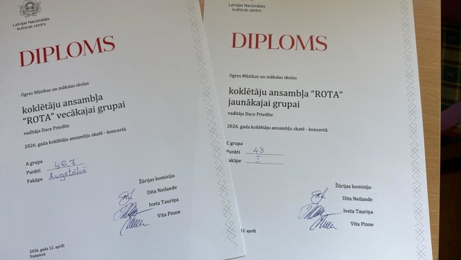 Divi diplomi